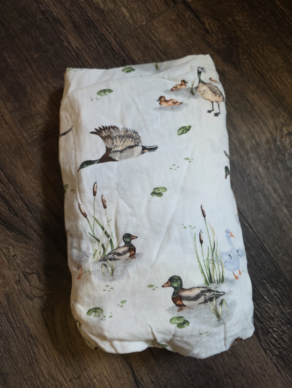 Duck/Pond Muslin Crib Sheet